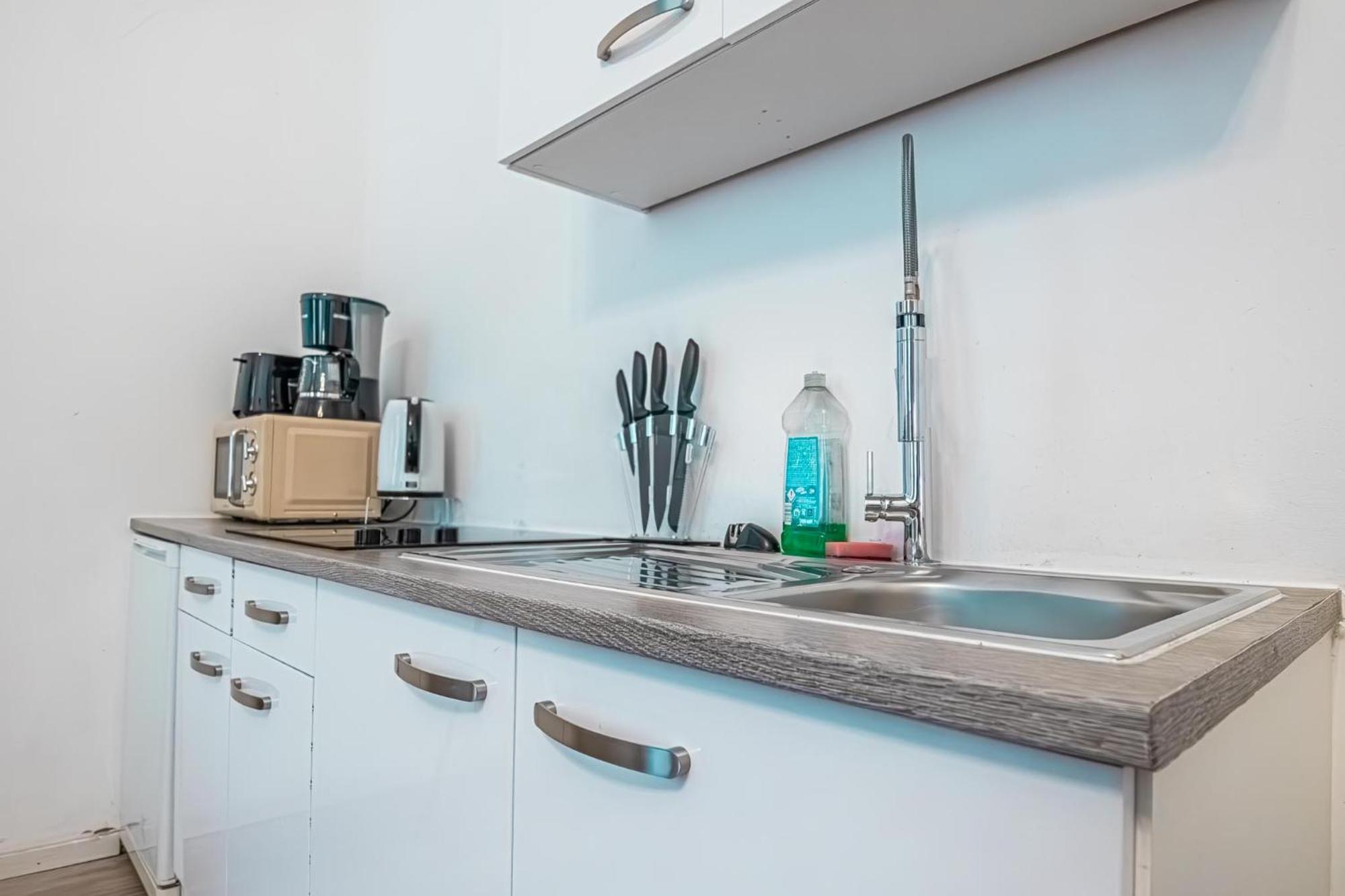 Elegant 1br Apt. - Great For Long Appartement